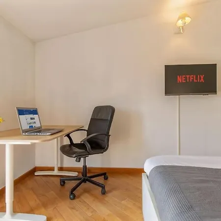 Unique & Strategic Flat, 50m From M4 Station Lägenhet Milano