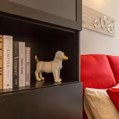 Unique & Strategic Flat, 50m From M4 Station Apartment Milan