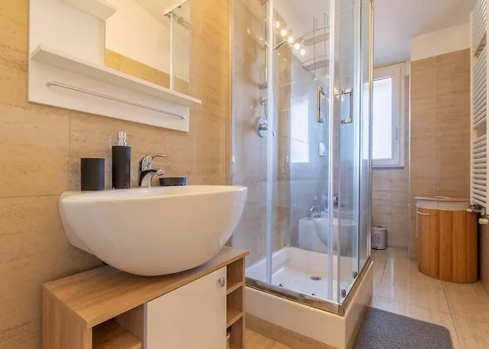 Unique & Strategic Flat, 50m From M4 Station Milano