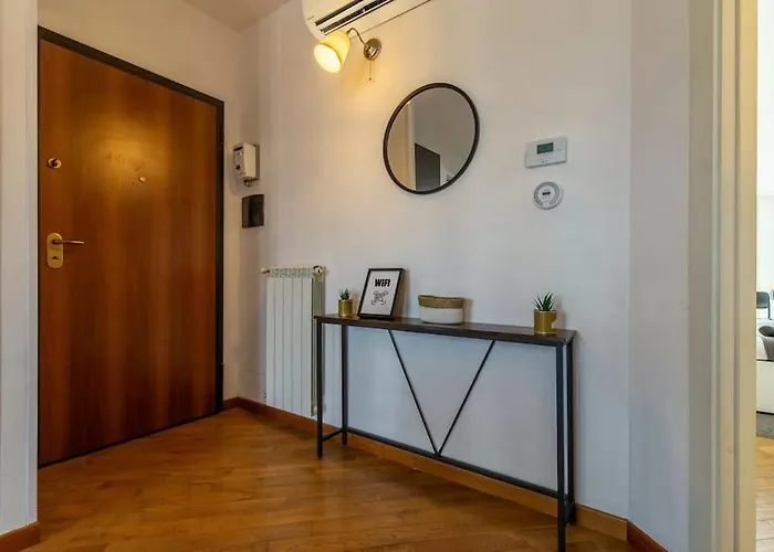 Lägenhet Unique & Strategic Flat, 50m From M4 Station